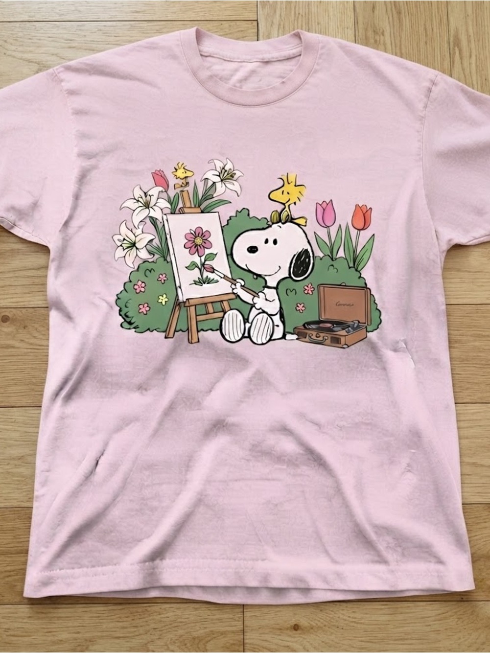 Cute Puppy Painting Flowers Graphic Tee Gildan T-shirt